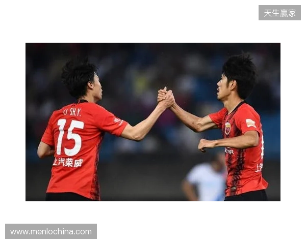 半场-玉昆暂3-0泰山 奥斯卡双响卡约闪击克雷桑中框+失误被断 半场-玉昆暂3-0泰山 奥斯卡双响卡约闪击克雷桑中框+失误被断